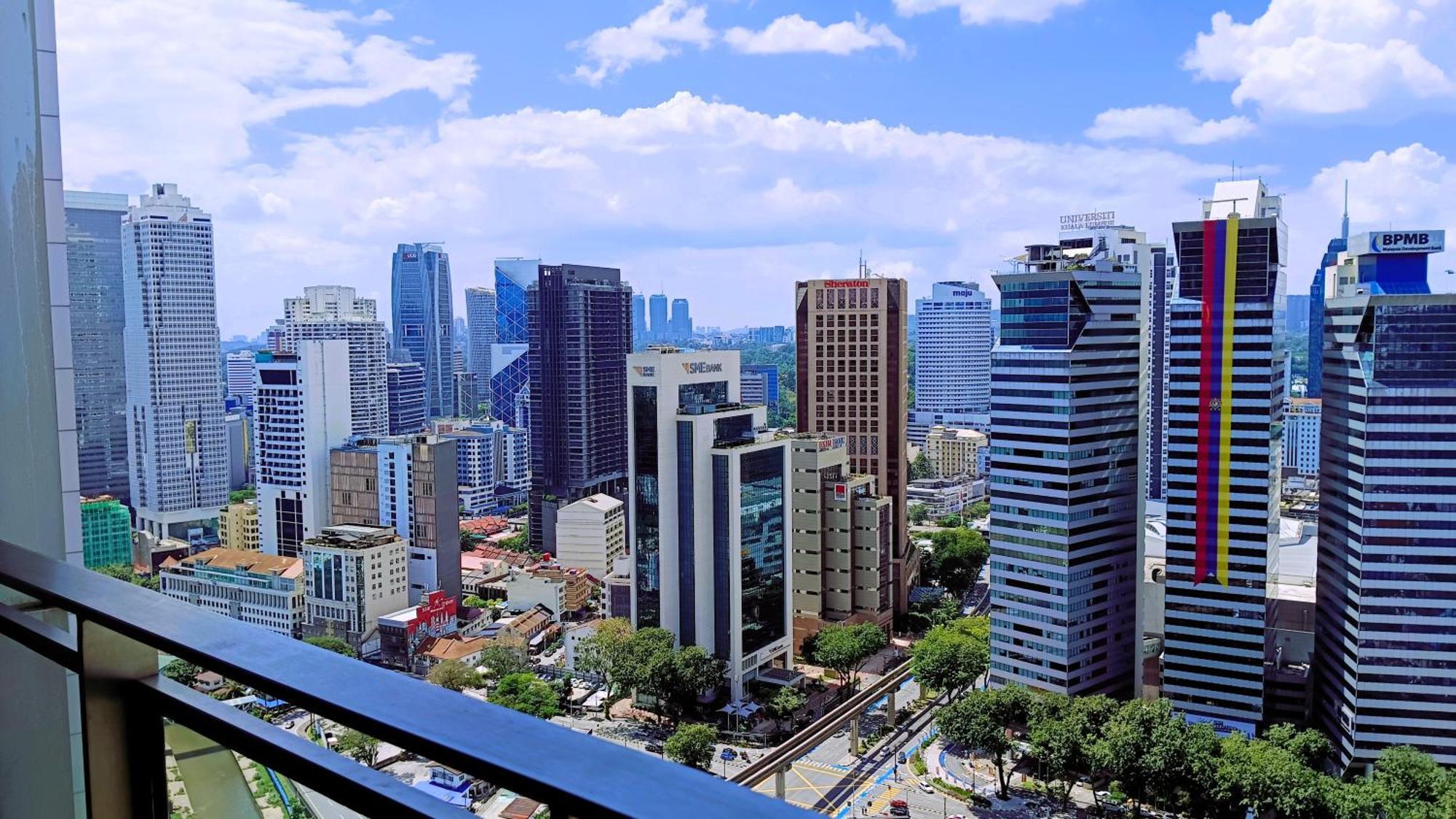 Summer Suites By Hibiscus Kuala Lumpur Esterno foto