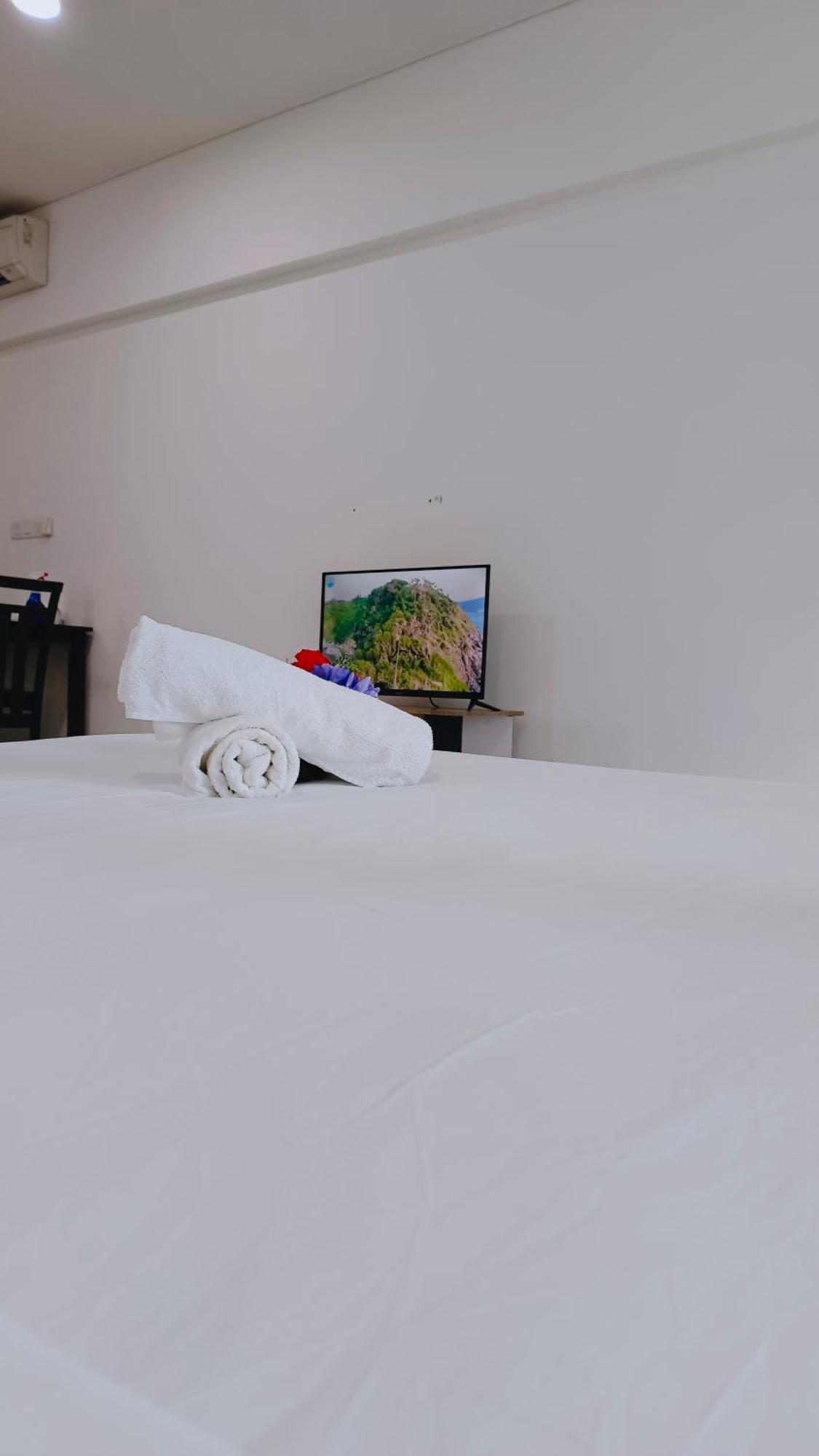 Summer Suites By Hibiscus Kuala Lumpur Esterno foto