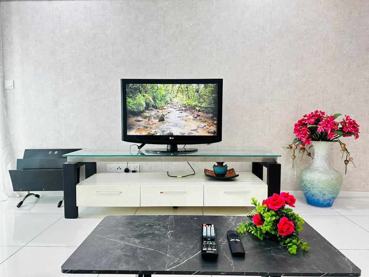 Summer Suites By Hibiscus Kuala Lumpur Esterno foto