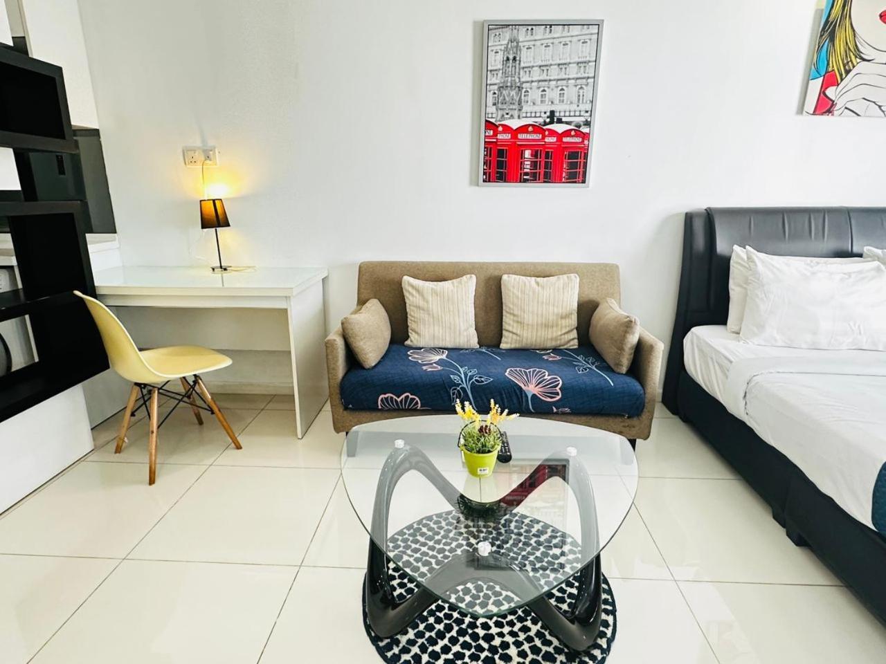 Summer Suites By Hibiscus Kuala Lumpur Esterno foto