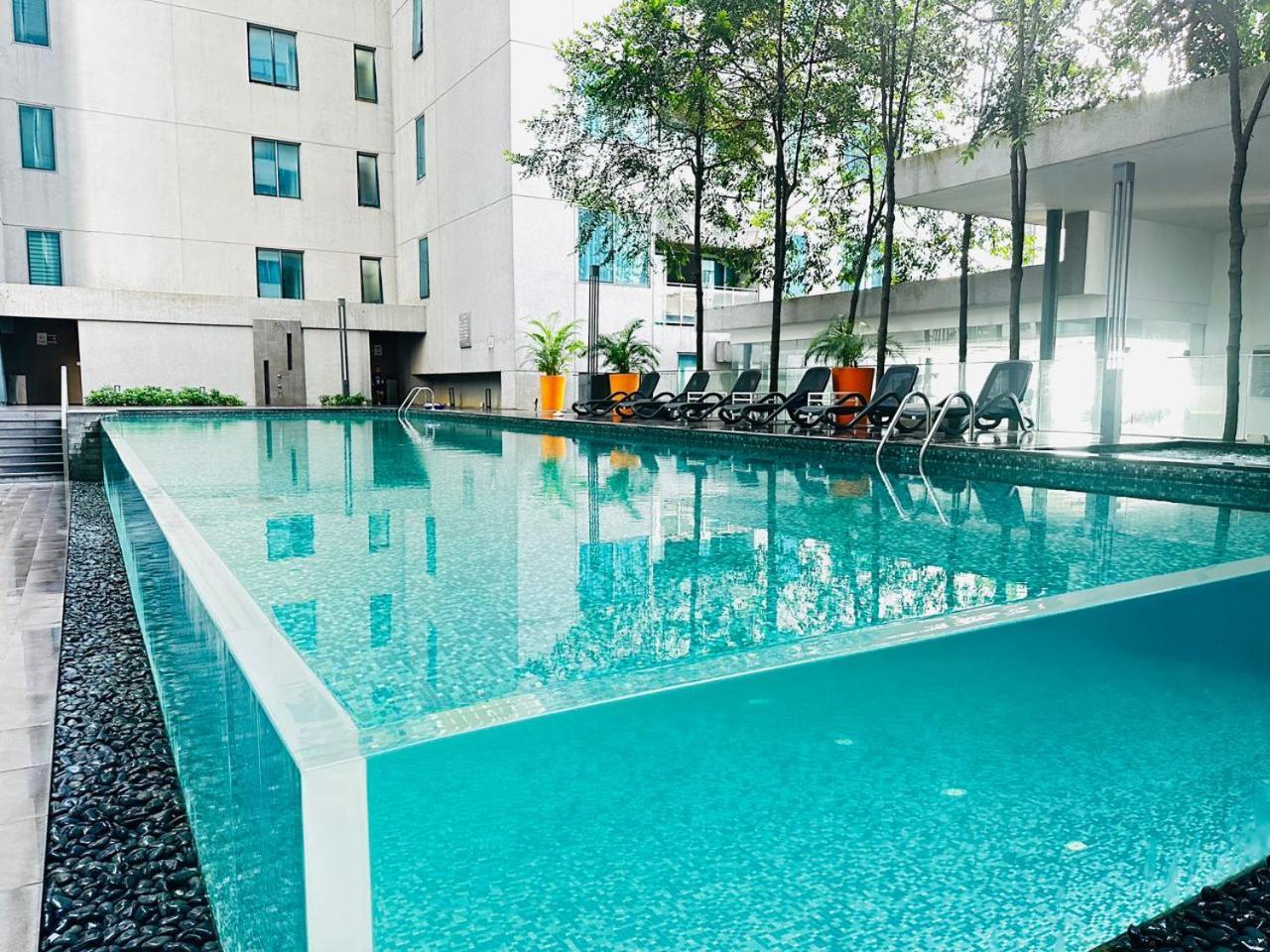 Summer Suites By Hibiscus Kuala Lumpur Esterno foto